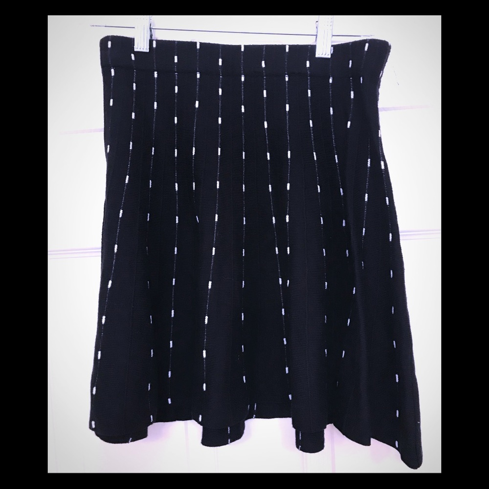 Candie’s knit skirt Sz S